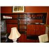 Image 1 : 3PC WALL CUPBOARD AND BAR