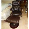 Image 1 : EXECUTIVE OFFICE CHAIR & FOOT STOOL