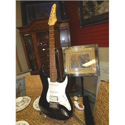 SAMICK ELECTRIC GUITAR - BLACK AND WHITE - INCLUDES SOFT CASE