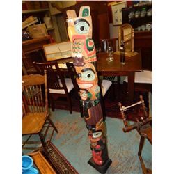 UNIQUELY HAND CARVED WOOD TOTEM POLE - 5 ½ ' TALL