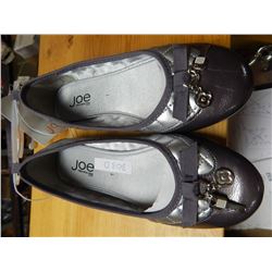 SHOES - NEW - CHILD'S - JOES - BLACK AND SILVER WITH KEY DECOR - SIZE 1