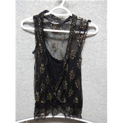 TOP - C'EST MOI - BLACK TWO LAYER LACE WITH GOLD PATTERNS - (NO TAG)