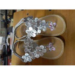 SHOES - NEW - CHILD'S - JOE - SILVER FLOWER SANDLES - SIZE 6