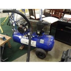 COMPRESSOR - WORKING AND SERVICED - INGERSALL RAND  - 25G 5HP - ELECTRIC