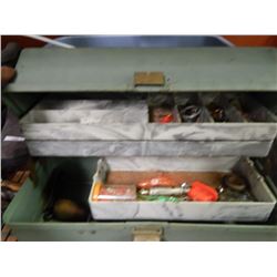 TACKLE BOX & CONTENTS