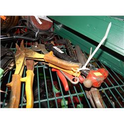 BUNDLE OF TOOLS