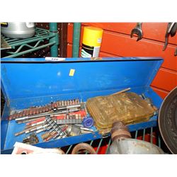 METAL TOOL TRAY WITH BITS - BLUE