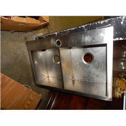 COMMERCIAL DOUBLE SINK