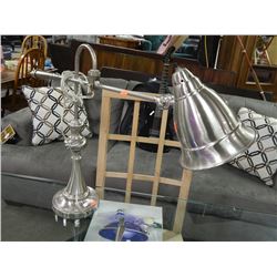 DESIGNOR STAINLESS STEEL DESK LAMP