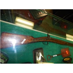 VINTAGE BLACK POWDER RIFLE - ENGLISH