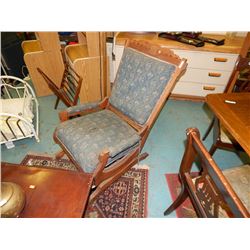VINTAGE ROCKER - AS-IS