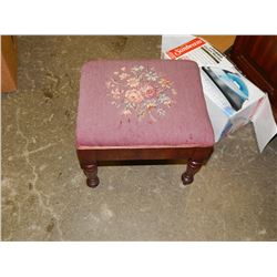 *VINTAGE TAPESTRY FOOT STOOLS - TAPESTRY FABRIC UPHOLSTERED AND MAHOGANY