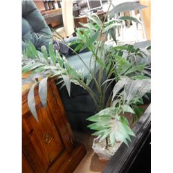 ARTIFICIAL PLANT