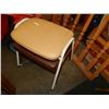 Image 1 : RETRO STOOLS - 2