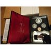 Image 1 : 1976 CANADA DOUBLE DOLLAR PROOF SET PARLIMENT SILVER, ORIGINAL ROYAL CANADIAN MINT PACKAGING