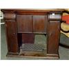 Image 2 : Singer Treddle Sewing Machine w/Table