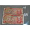 Image 1 : Two 1975 Canadian fifty dollar bills