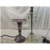 Image 2 : LOT 2 VINTAGE DECORATIVE BEDSIDE LAMPS