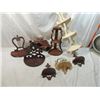 Image 2 : BOX LOT ASSORTED SMALL WALL SHELVES