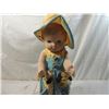 Image 2 : SUMMER FUN COLLECTIBLE DOLL