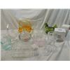 Image 2 : LOT 13 VINTAGE GLASSWARE ITEMS