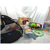 Image 2 : FOLDUP BAG WITH ASSORTED TOYS