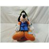 Image 1 : PLUSH GOOFY DOLL
