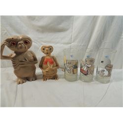 LOT 5 ET FIGURES & GLASSES