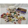 Image 1 : BOX LOT DOLLHOUSE ACCESSORIES