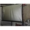 Image 1 : 5X5 FREE STANDING RADIANT COLORMASTER PROJECTION R