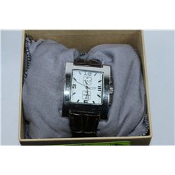 EARL ANGE QUARTZ WATCH