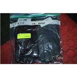 2 PAIRS OF LADIES LEATHER GLOVES