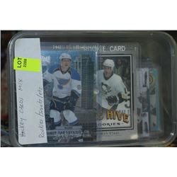 BOX OF MIXED HOCKEY CARDS