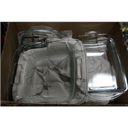 BOX OF ESTATE PYREX COOKWARE