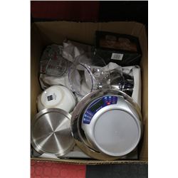 ESTATE BOX OF KITCHEN COOKWARE ETC.
