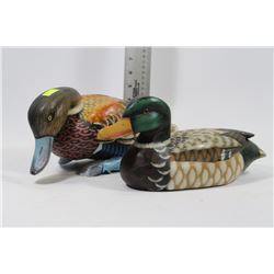 SET OF 2 HAND CARVED, HAND PAINTED