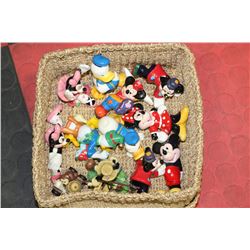 BASKET W/ 12 COLLECTIBLE WALT DISNEY