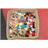 Image 1 : BASKET W/ 12 COLLECTIBLE WALT DISNEY