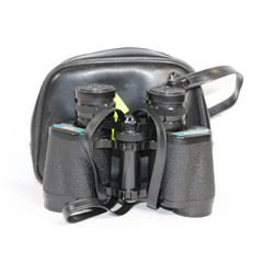 TASCO 8X30 BINOCULARS WITH CASE