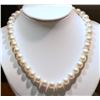 Image 1 : STERLING SILVER CLASP FRESHWATER PEARL NECKLACE