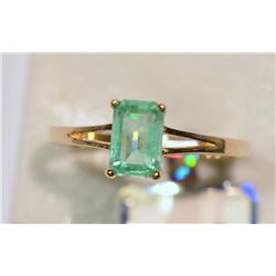 14KT GOLD EMERALD (0.77CT) RING