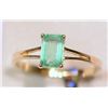 Image 2 : 14KT GOLD EMERALD (0.77CT) RING