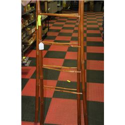 BAMBOO RUG/TOWEL LADDER RACK X2