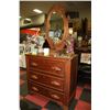 Image 1 : VINTAGE DRESSER WITH MIRROR