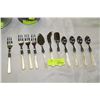 Image 1 : ESTATE MOTHER OF PEARL CUTLERY SET