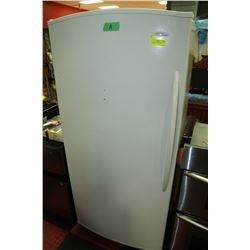 WHITE DANBY DESIGNER ALL FRIDGE