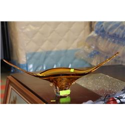 LARGE ESTATE AMBER GLASS DISH