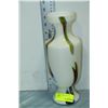 Image 1 : ESTATE MILK ART GLASS VASE