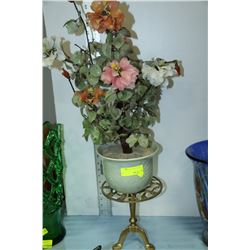 ESTATE ART GLASS FLORAL ARRANGEMENT