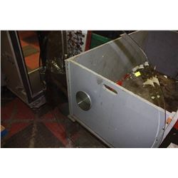 KITCHEN TABLE ROUND GLASSTOP